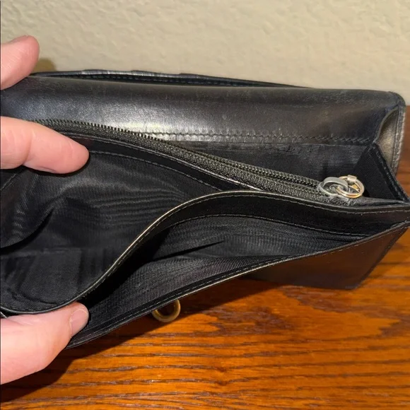 Salvatore Ferragamo Leather Continental Wallet - Picture 14 of 16